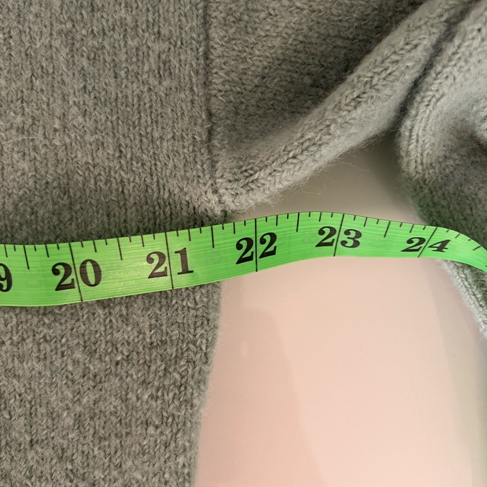 New / Jcrew women’s sweater - Picture 7 of 7